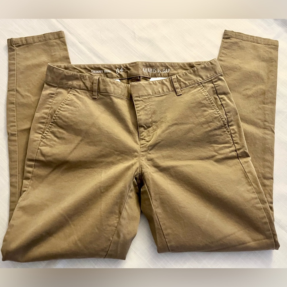 GAP Women’s Khaki Chinos